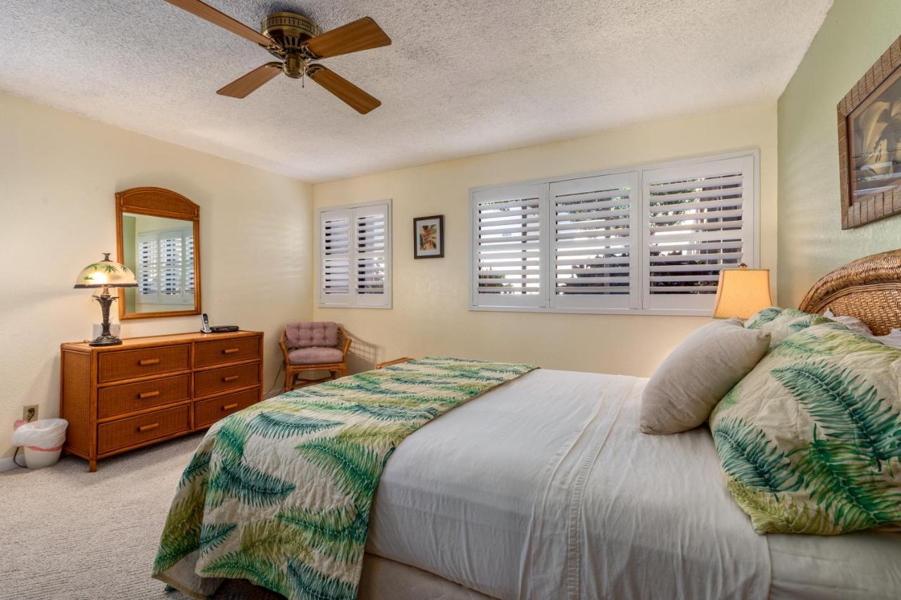 Oceanfront Complex With 2 Pools, Tennis Courts, And Expansive Ocean Views - 10-104 Kailua-Kona Exterior foto