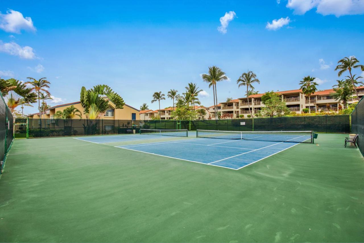 Oceanfront Complex With 2 Pools, Tennis Courts, And Expansive Ocean Views - 10-104 Kailua-Kona Exterior foto