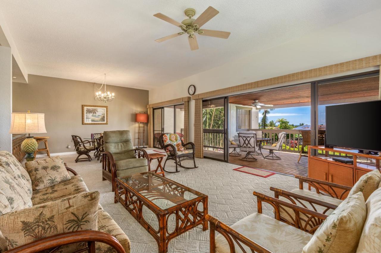 Oceanfront Complex With 2 Pools, Tennis Courts, And Expansive Ocean Views - 10-104 Kailua-Kona Exterior foto